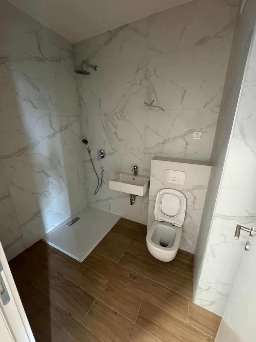 Nova, useljiva garsonjera