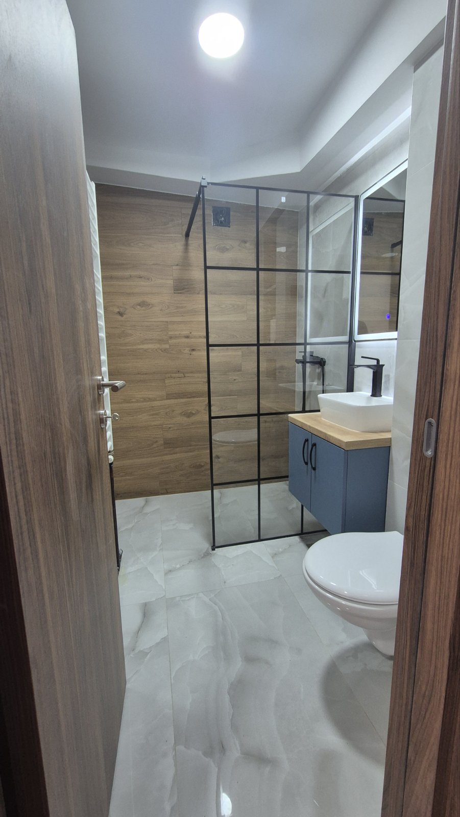 Trosoban stan na prodaju, Cara Dušana, 154.500€, 57m²