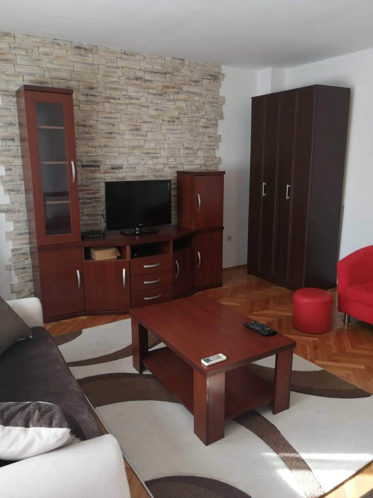 Odličan jednosoban stan na Novom Naselju!