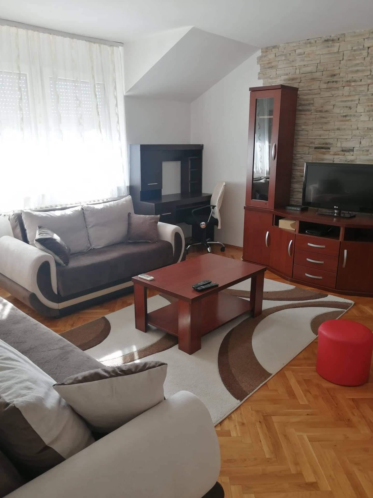 Odličan jednosoban stan na Novom Naselju!