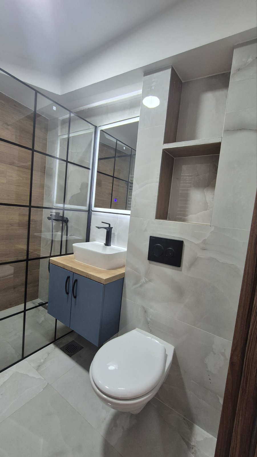 Trosoban stan na prodaju, Cara Dušana, 154.500€, 57m²